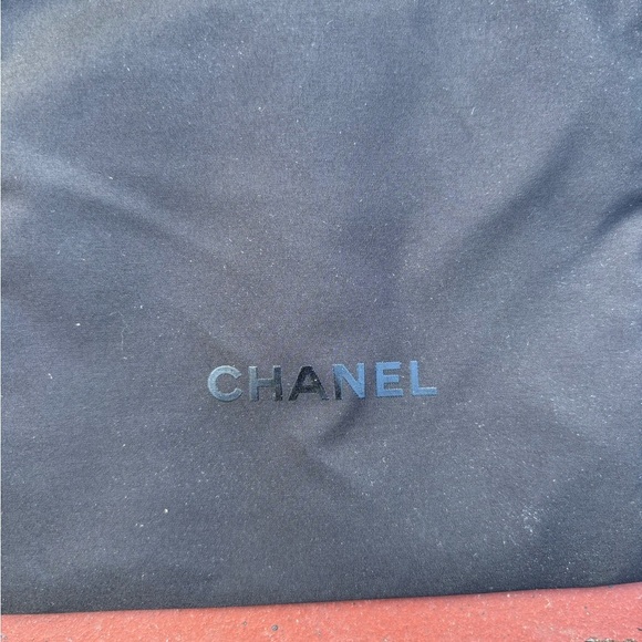 Chanel Skincare Set - No.1 and La Mousse - Picture 3 of 3